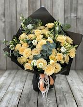 Букет цветов из:  Розы и Лизиантусы в Егорово