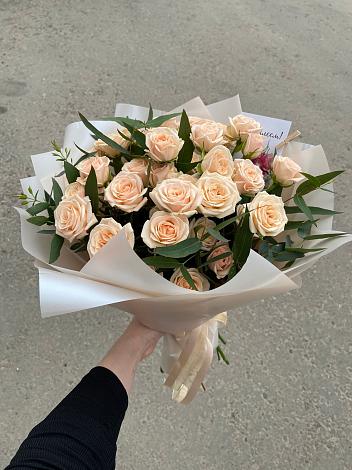 Букет Кремовые розы Латте в Егорово