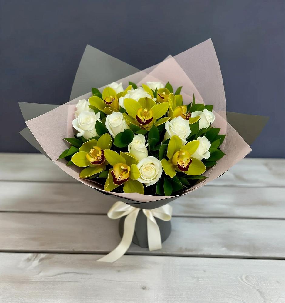 Букет цветов из: Орхидеи и Розы в Егорово