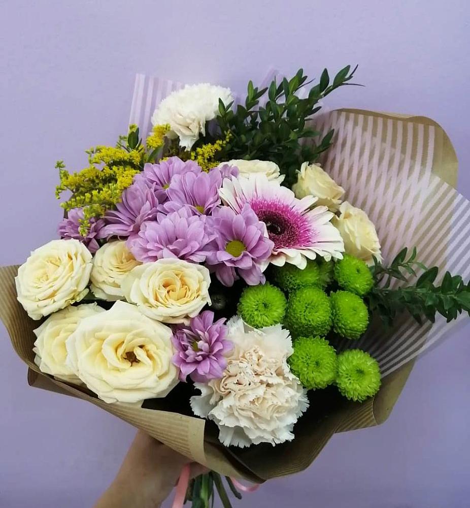 Букет цветов из: Хризантемы, Розы, Гвоздики и Герберы в Егорово